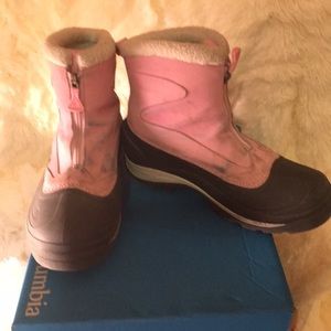 Columbia ladies snow boots pink SZ 9